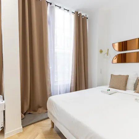 Hsh St Germain/jardin Du Luxembourg : Luxury Apartment *