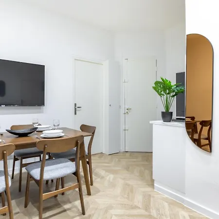 Hsh St Germain/jardin Du Luxembourg : Luxury Apartment Paris