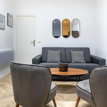 Hsh St Germain/jardin Du Luxembourg : Luxury Apartment Paris